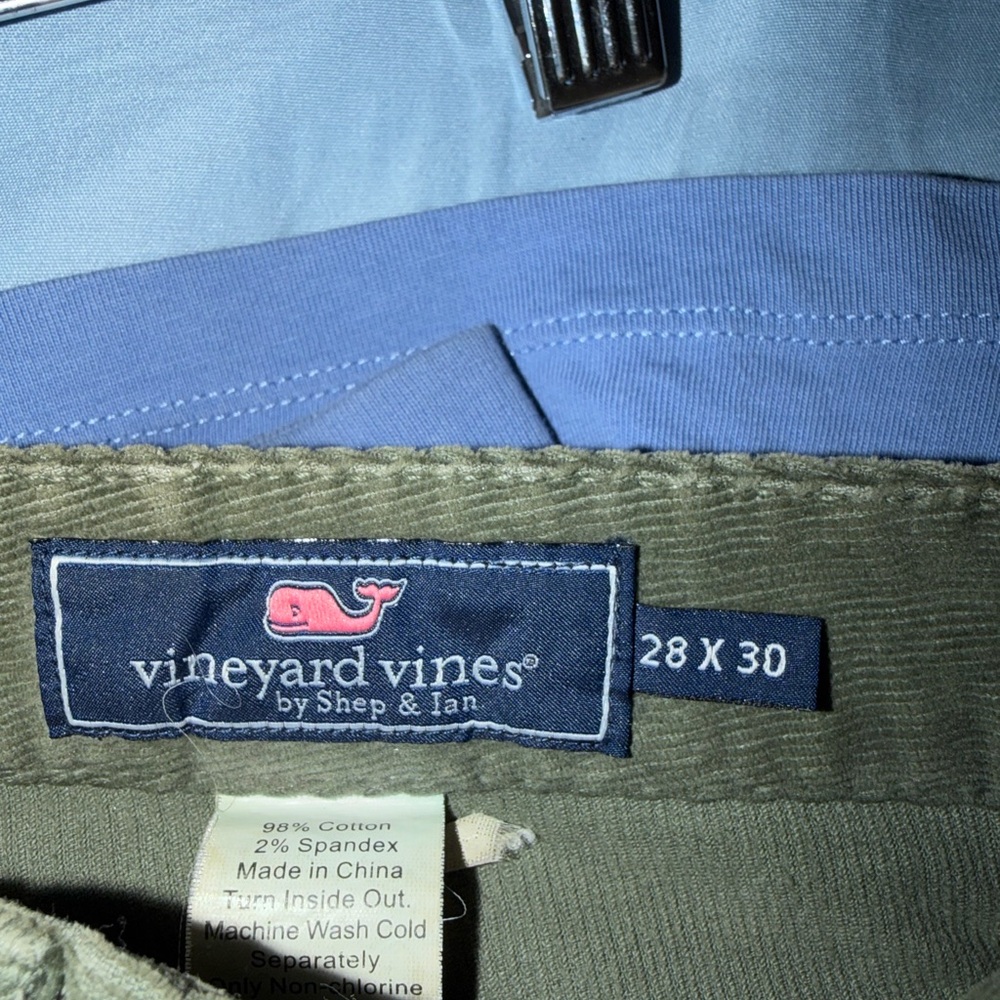 Vineyard Vines Men's Green Corduroy Jeans - Picture 4 of 4
